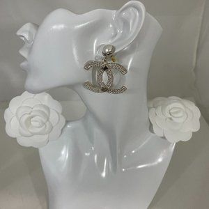 CHANEL 21A NIB CC LOGO DROP EARRINGS GOLD SILVER P